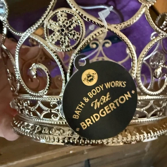 🔥 LARGE BATH & BODY WORKS crown with bling 3- wick candle holder GREAT PRICE - Picture 2 of 4